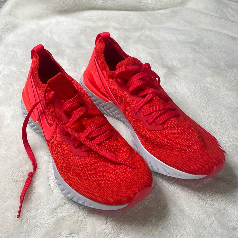 New! Men’s Nike shoes